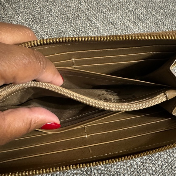 EUC AUTHENTIC BROWN PATENT LEATHER ZIP AROUND WALLET - Picture 12 of 13